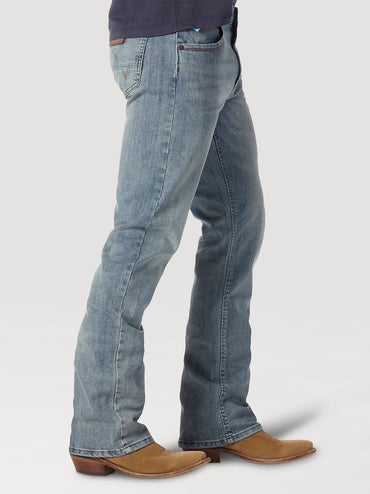 Wrangler 1077MWZBR Retro® Slim Fit Bootcut Jeans