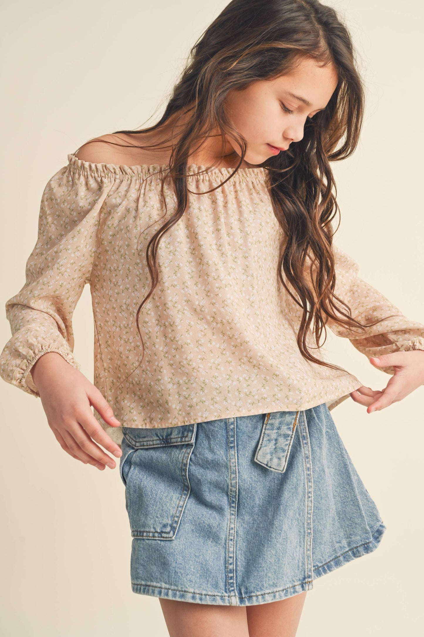 Tween Girls Raglan Ruffle Peasant Top