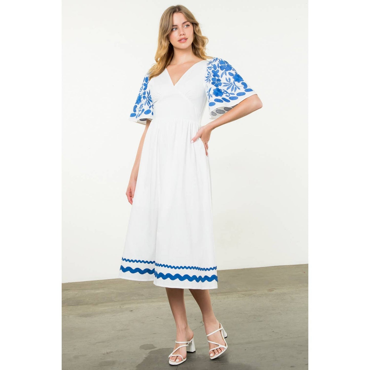 Embroidered Detail Midi Dress