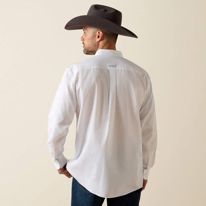 Ariat White Wrinkle Free Solid Classic Fit Shirt