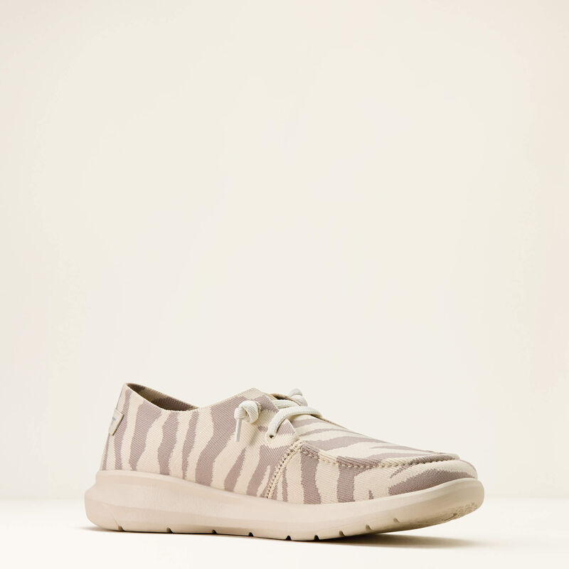 Arait White Tiger Knit Hilo Shoes