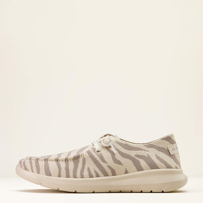 Arait White Tiger Knit Hilo Shoes