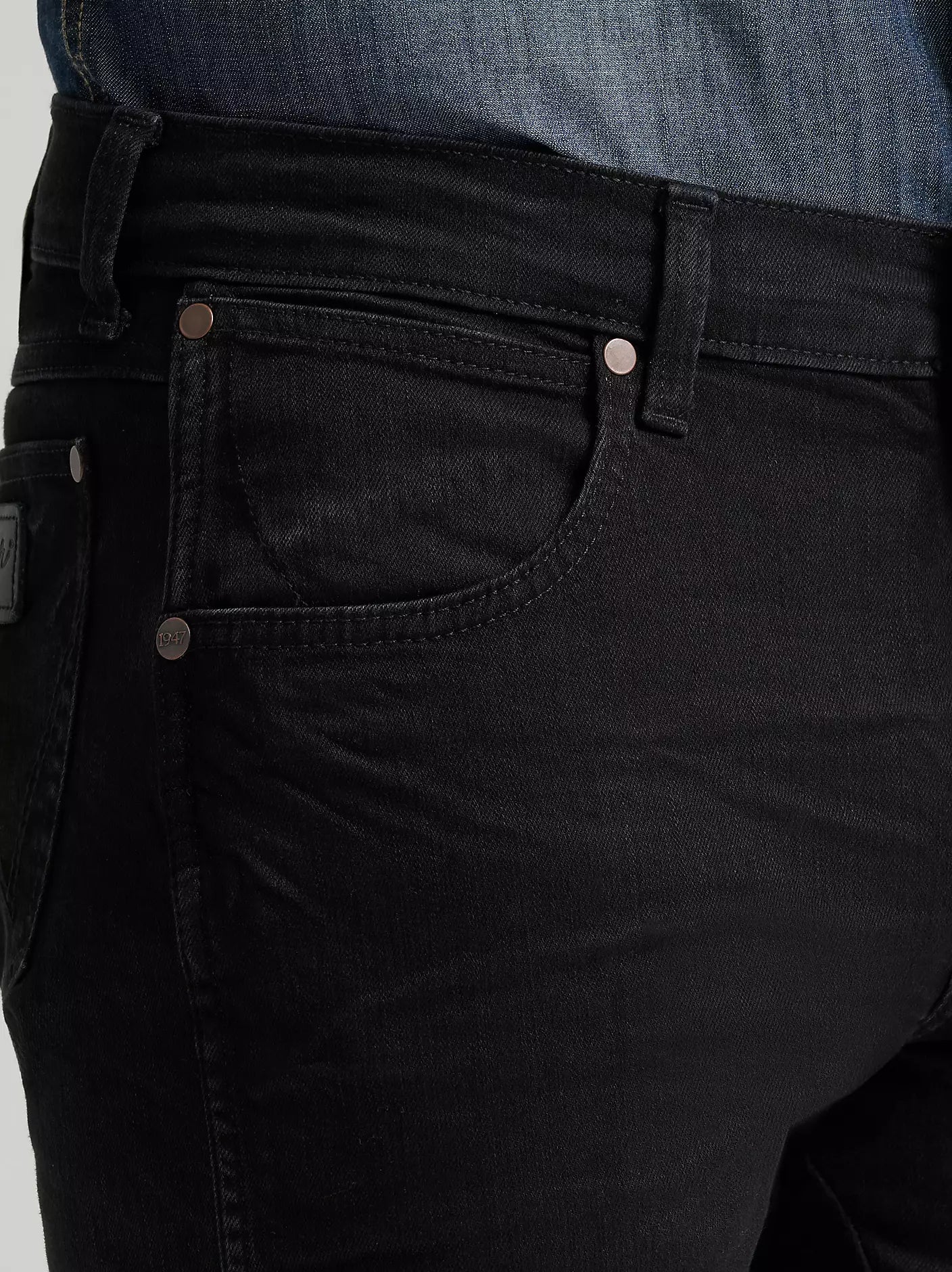 Wrangler Men's Blackwell Retro® Slim Fit Straight Leg Jeans