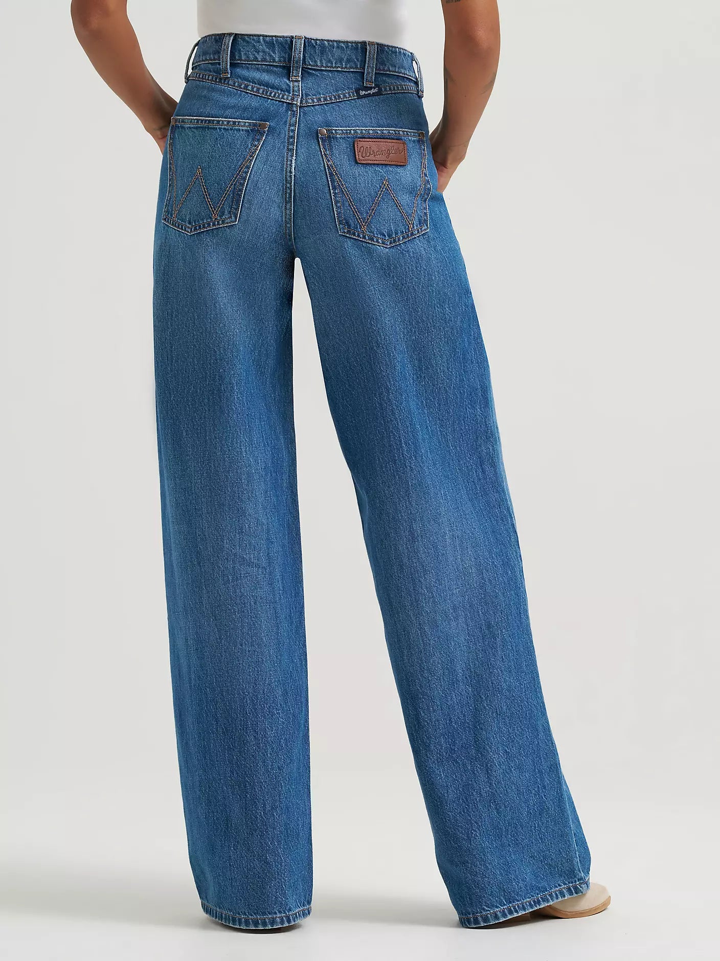 Wrangler Retro® Bailey High Rise Wide Leg Yvette Jeans