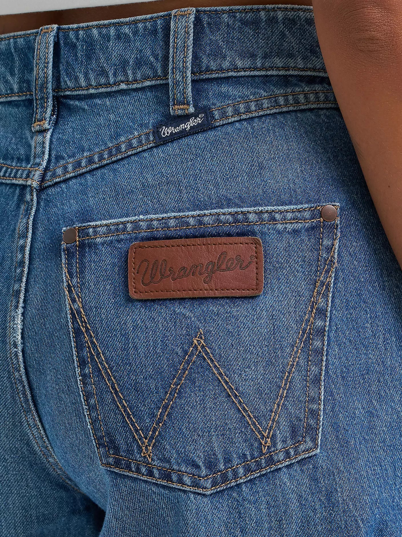Wrangler Retro® Bailey High Rise Wide Leg Yvette Jeans