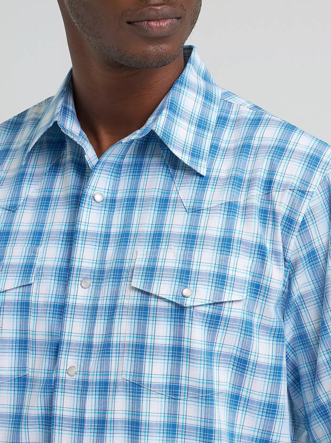 Wrangler Seaside Blue Wrinkle Resist Short Sleeve Western Snap Plaid Shirt