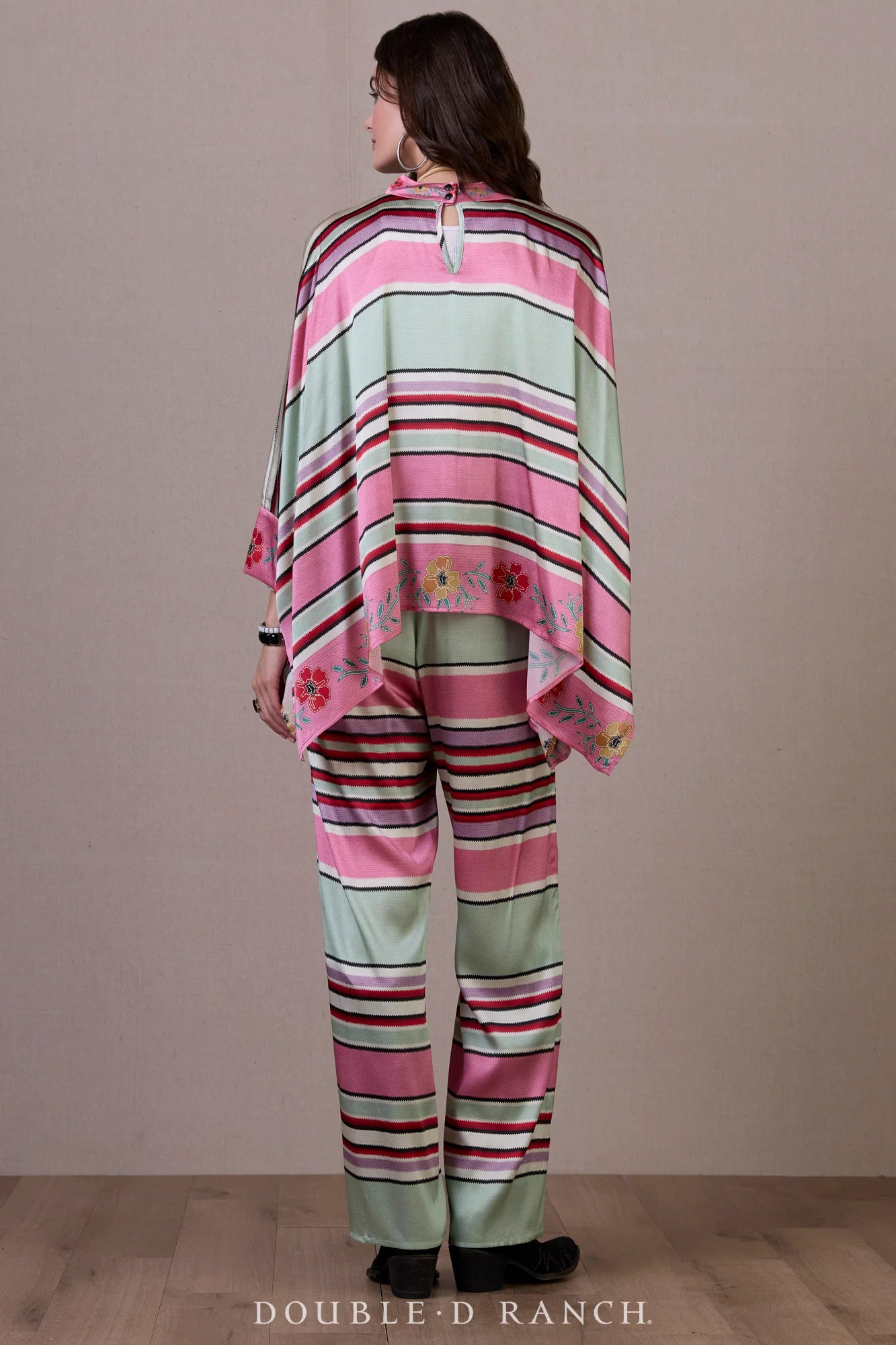 Double D Ranch Round Top Serape Poncho