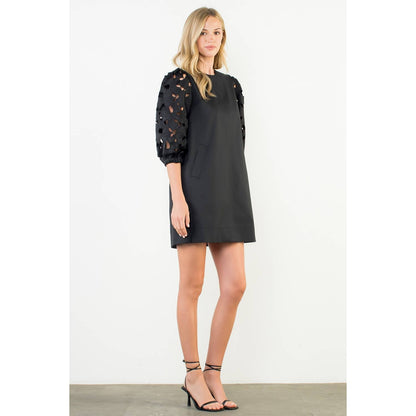 Eyelet Detail Short Sleeve Dress