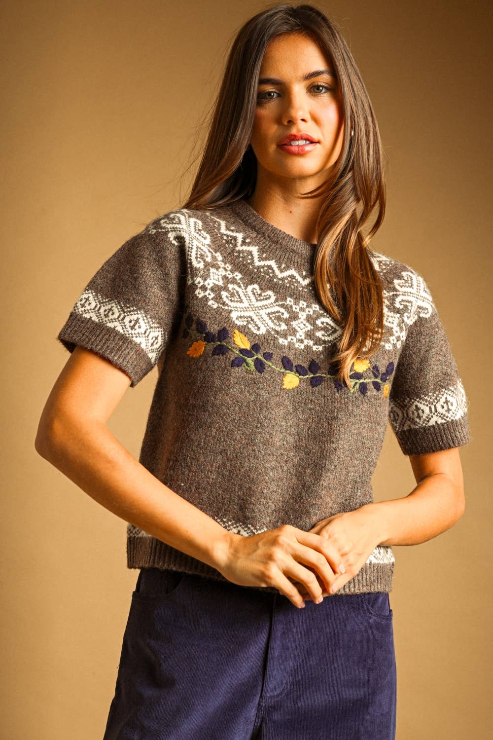MIOU MUSE Leaf Embroidered Sweater Top
