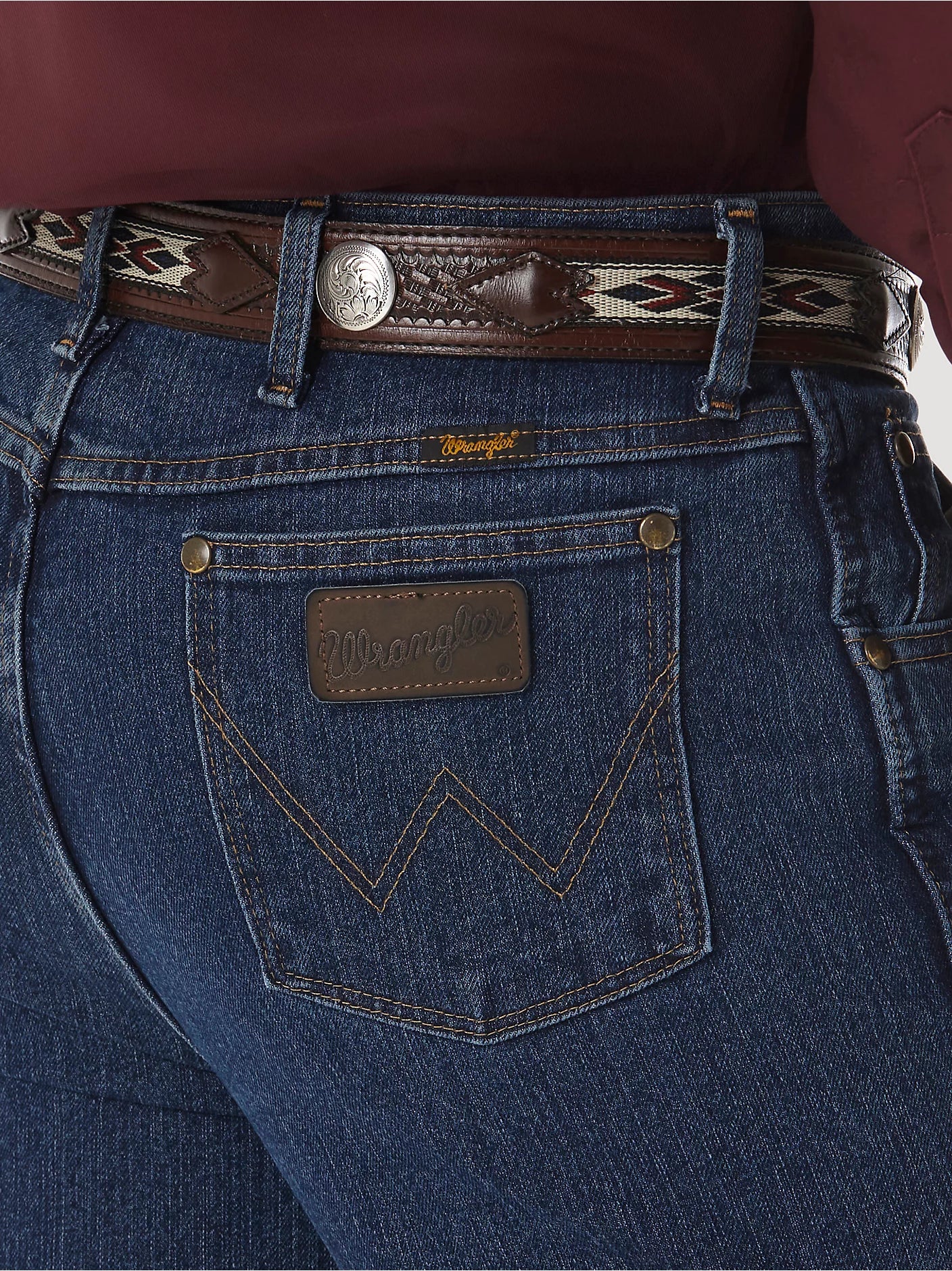 Wrangler 1036MACMS Premium Performance Advanced Comfort Cowboy Cut Slim Fit Jeans