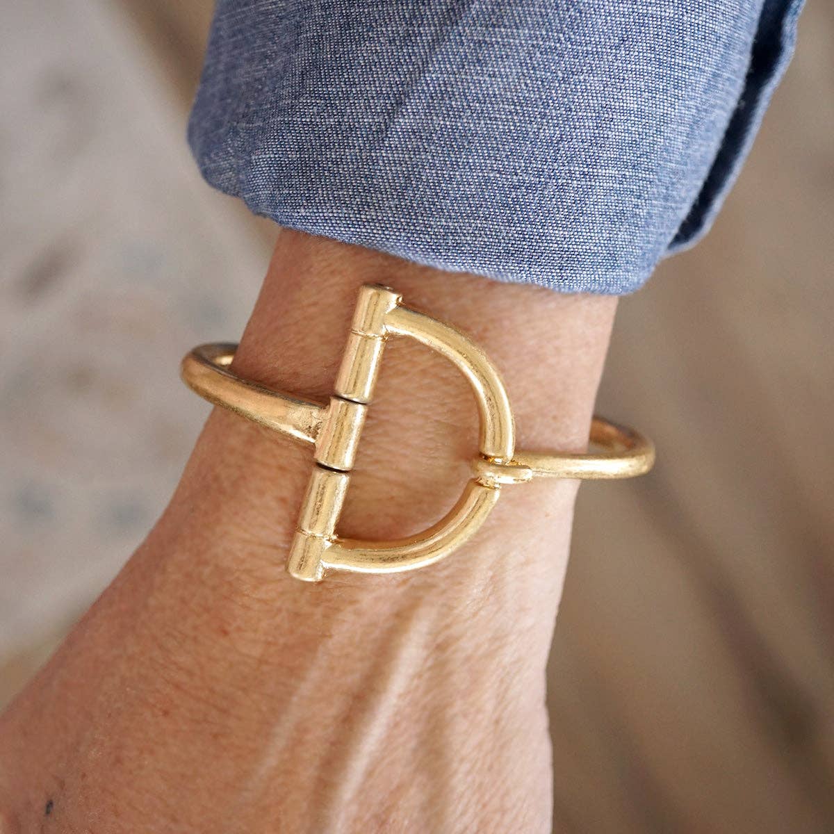 PennyLine Inc. Equestrian Loop – Horsebit Hook Bracelet