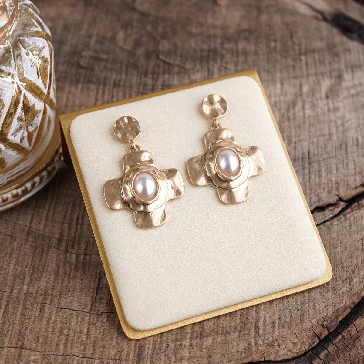 PennyLine Inc. Sunlit Cross – Hammered Cabochon Earrings