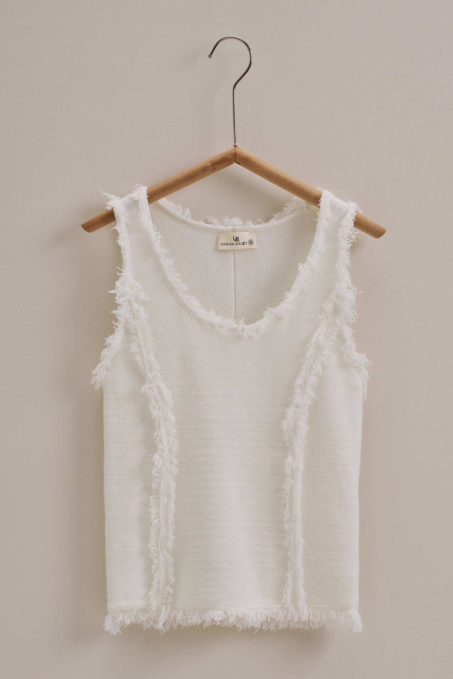 Frayed Trim Textured Knit Sleeveless Top