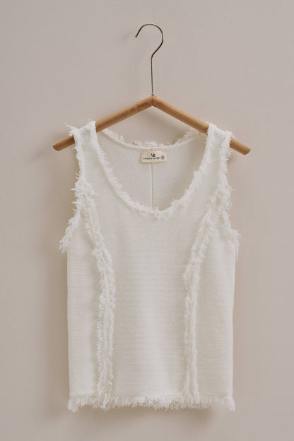 Frayed Trim Textured Knit Sleeveless Top