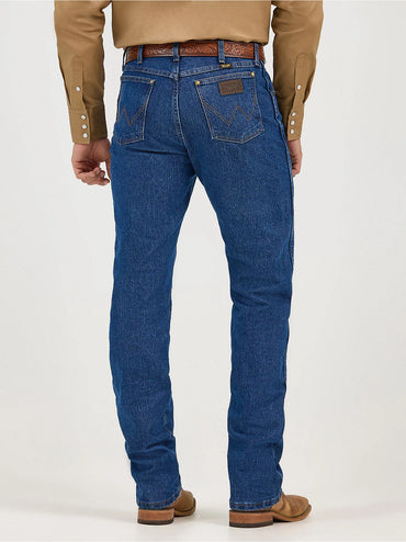Wrangler 1047MACMS Premium Performance Advanced Comfort Cowboy Cut Regular Fit Jean