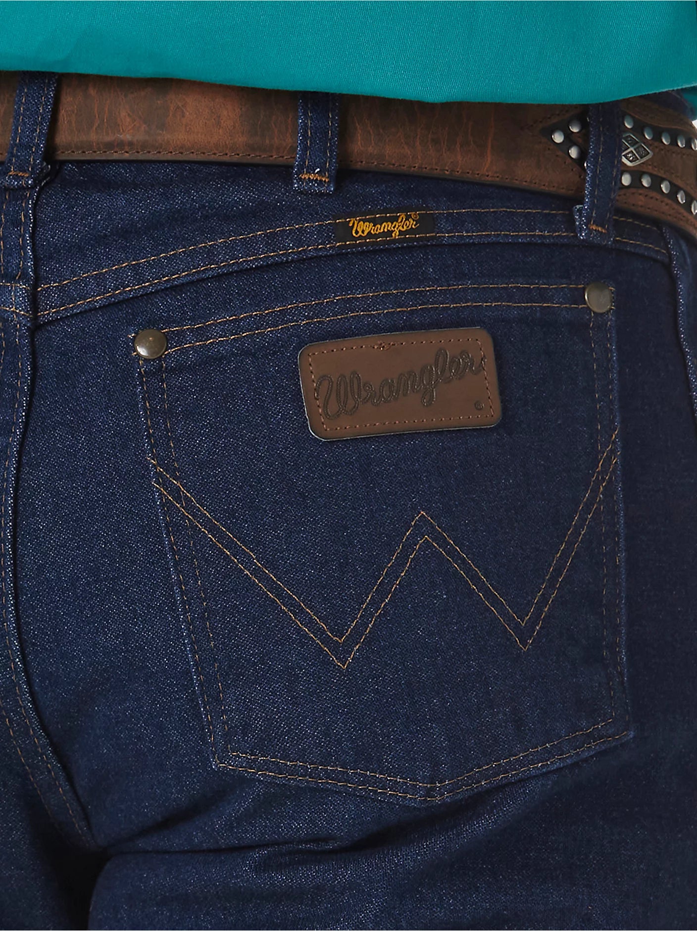 Wrangler 1047MWZPW Premium Performance Cowboy Cut Regular Fit Jeans