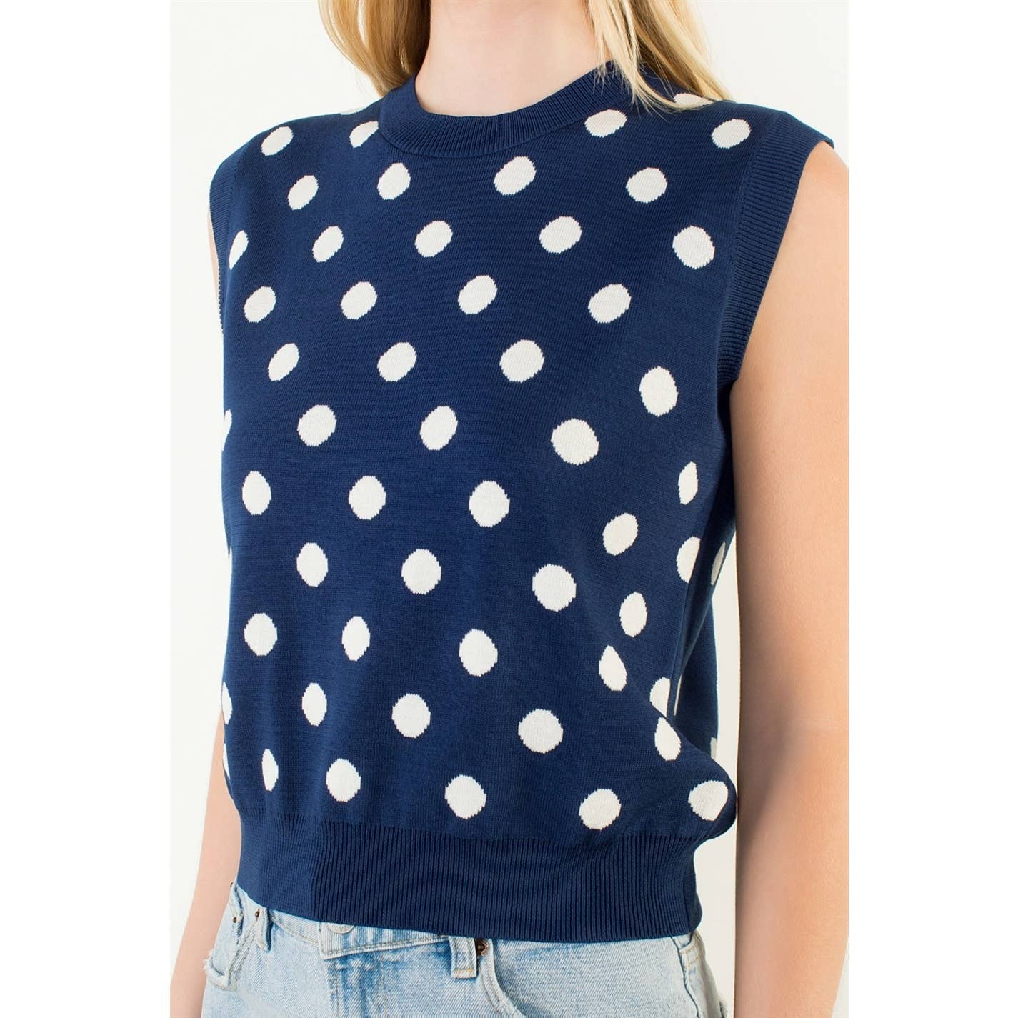 Sleeveless Polka Dot Knitted Top