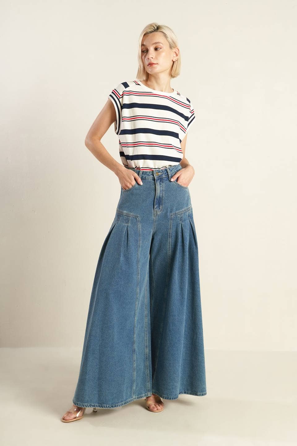 Wide leg washed denim pant