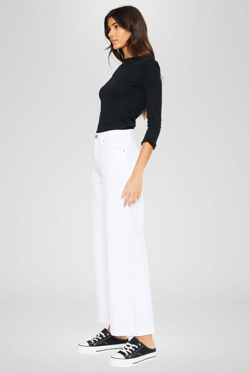 KanCan Mara Ultra High Rise 90s Wide Jeans – Rigid Pleated Fit