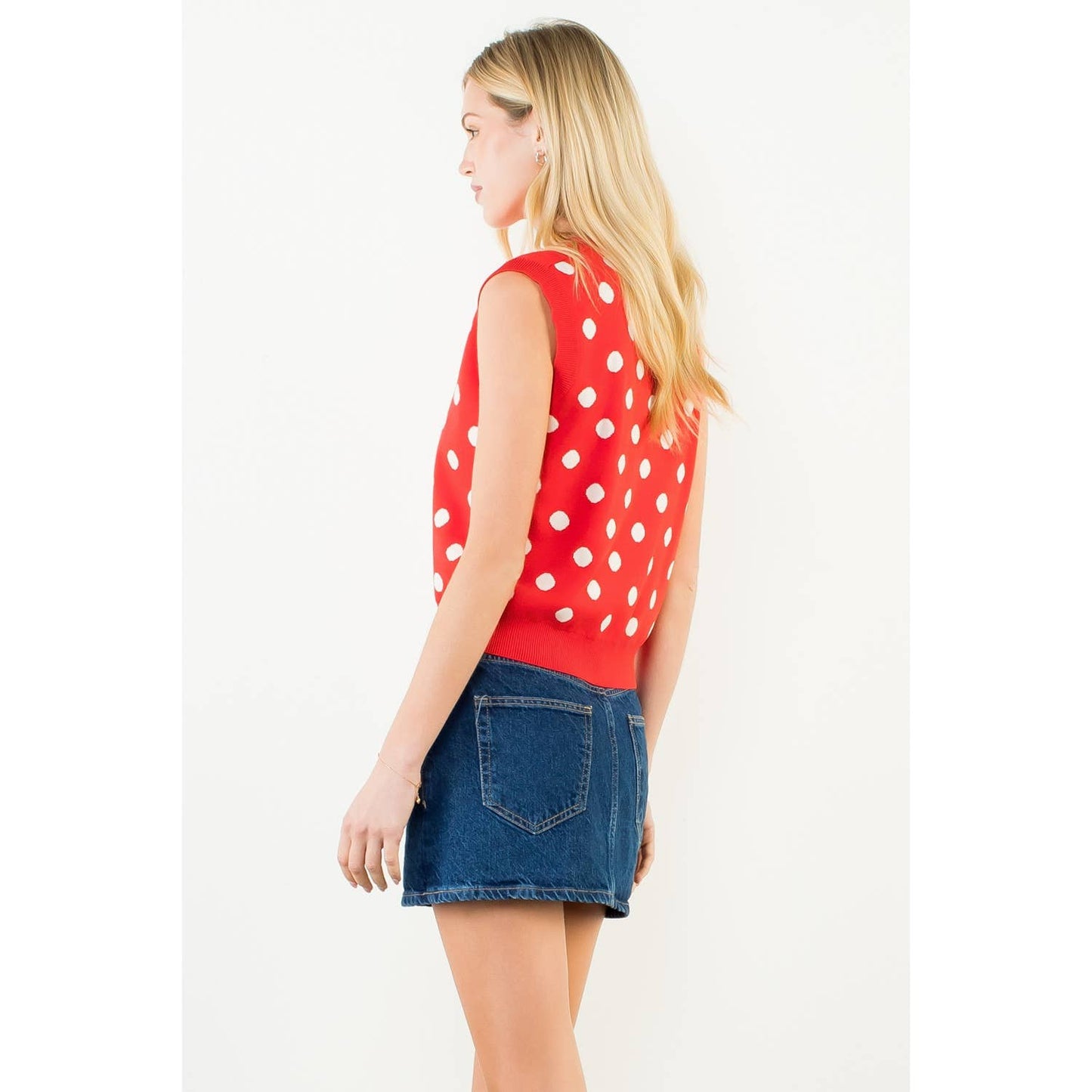 Sleeveless Polka Dot Knitted Top