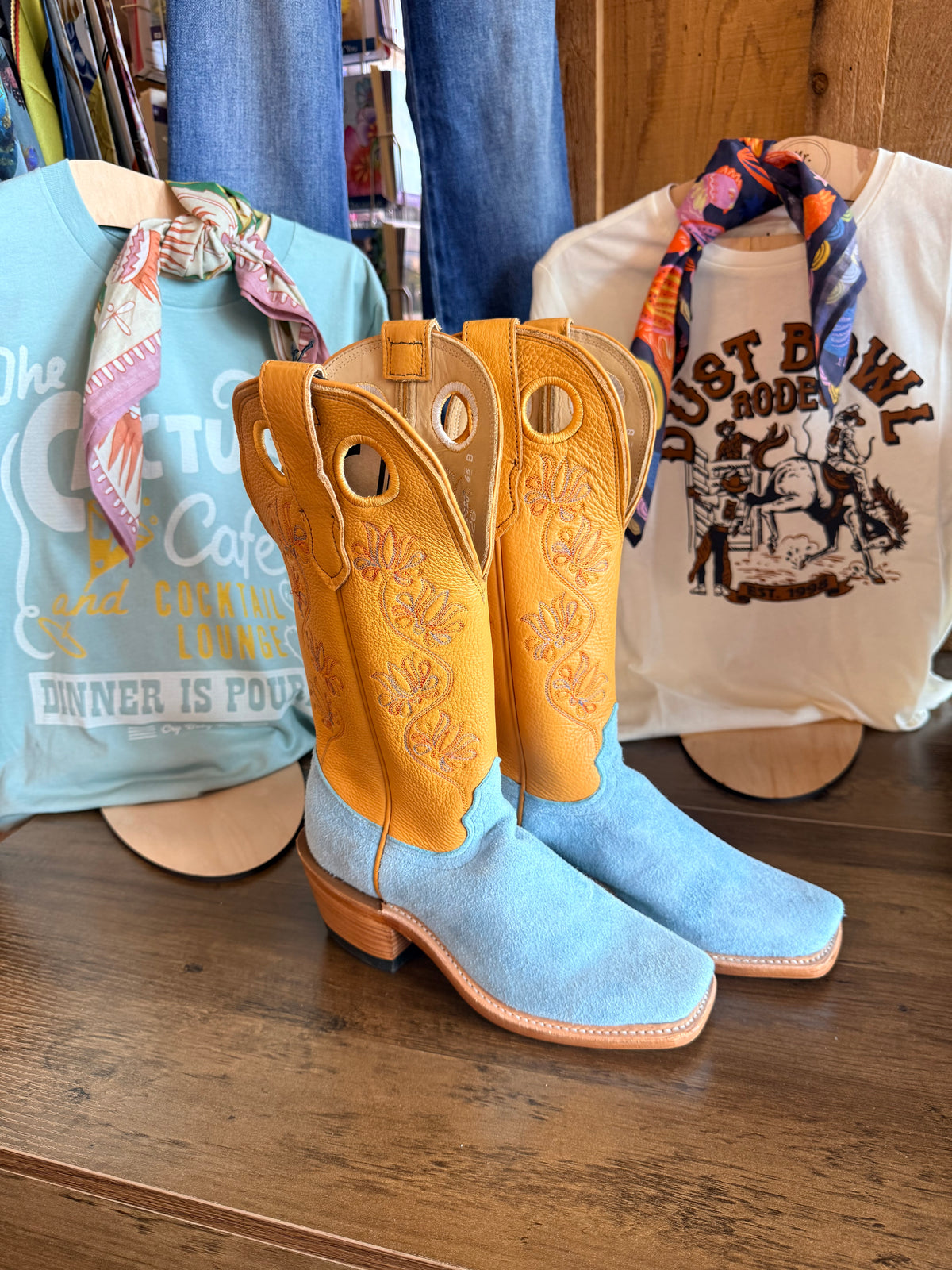 Mr. Boots Exclusive Fenoglio "The Lola" Cowgirl Boots