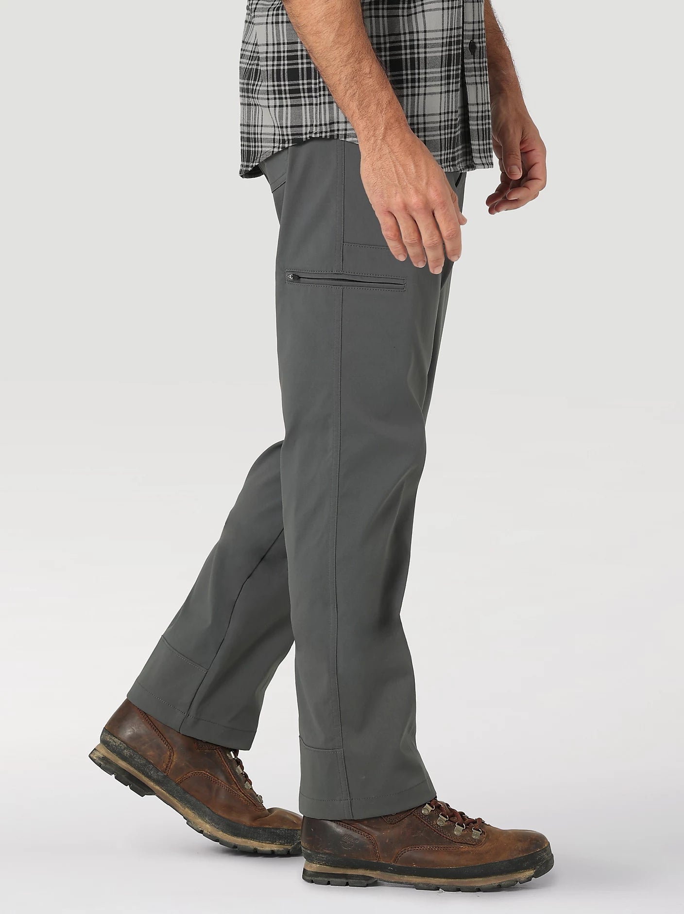 Wrangler 10NS849DS ATG™ Men's Cliff Side Utility Pant