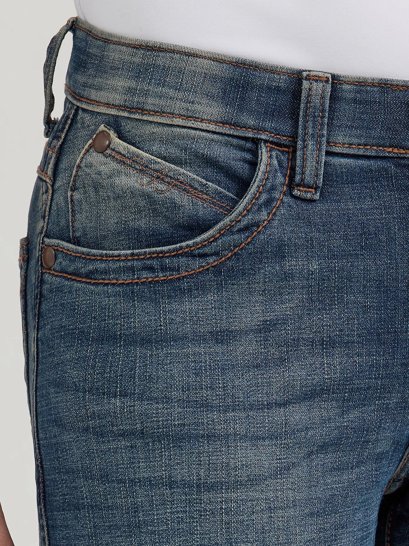 Wrangler 10WRW60RA Ultimate Riding Jean Willow Mid-Rise Bootcut Jeans