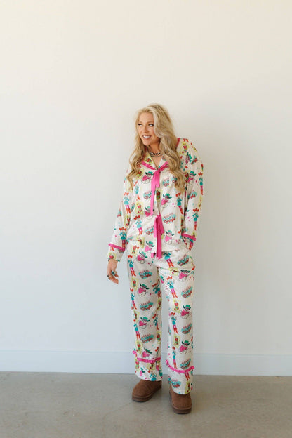 Howdy Hanny Retro Cowgirl Christmas Pajamas