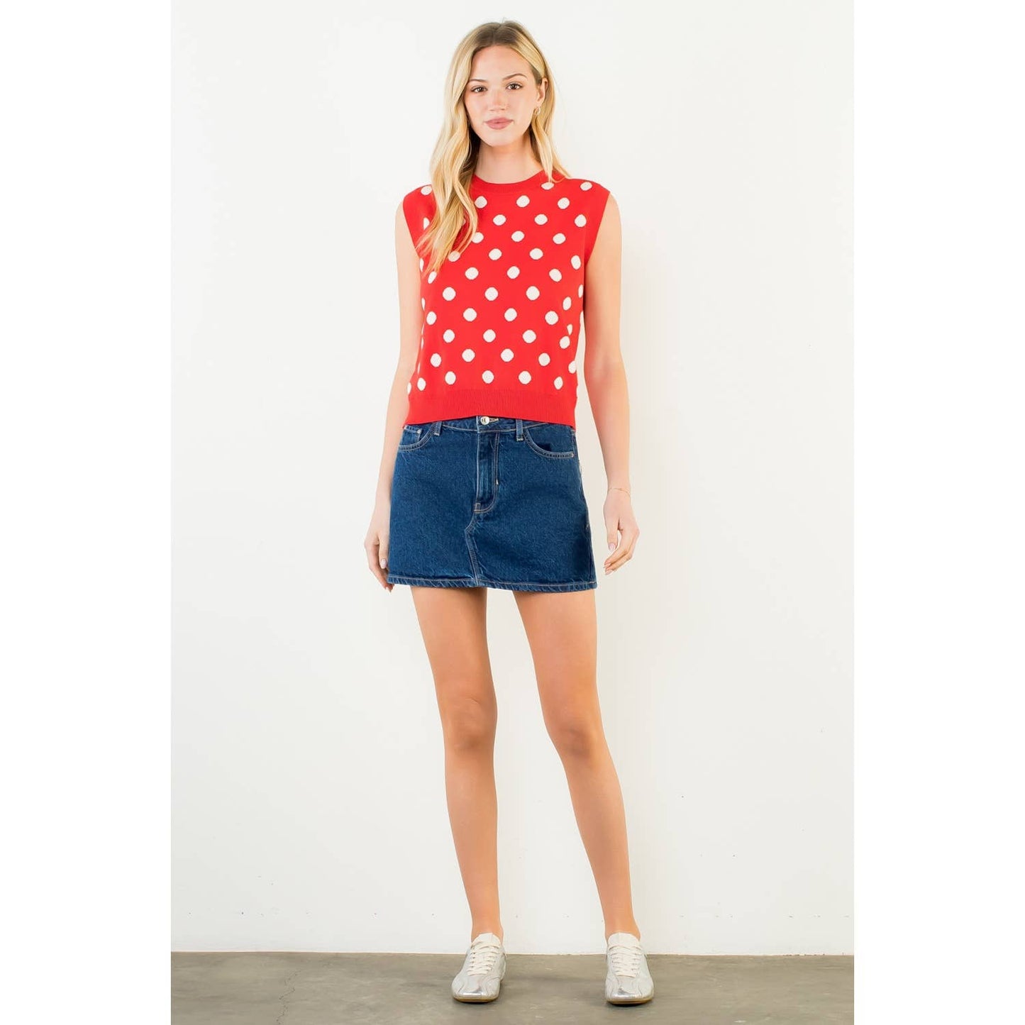 Sleeveless Polka Dot Knitted Top