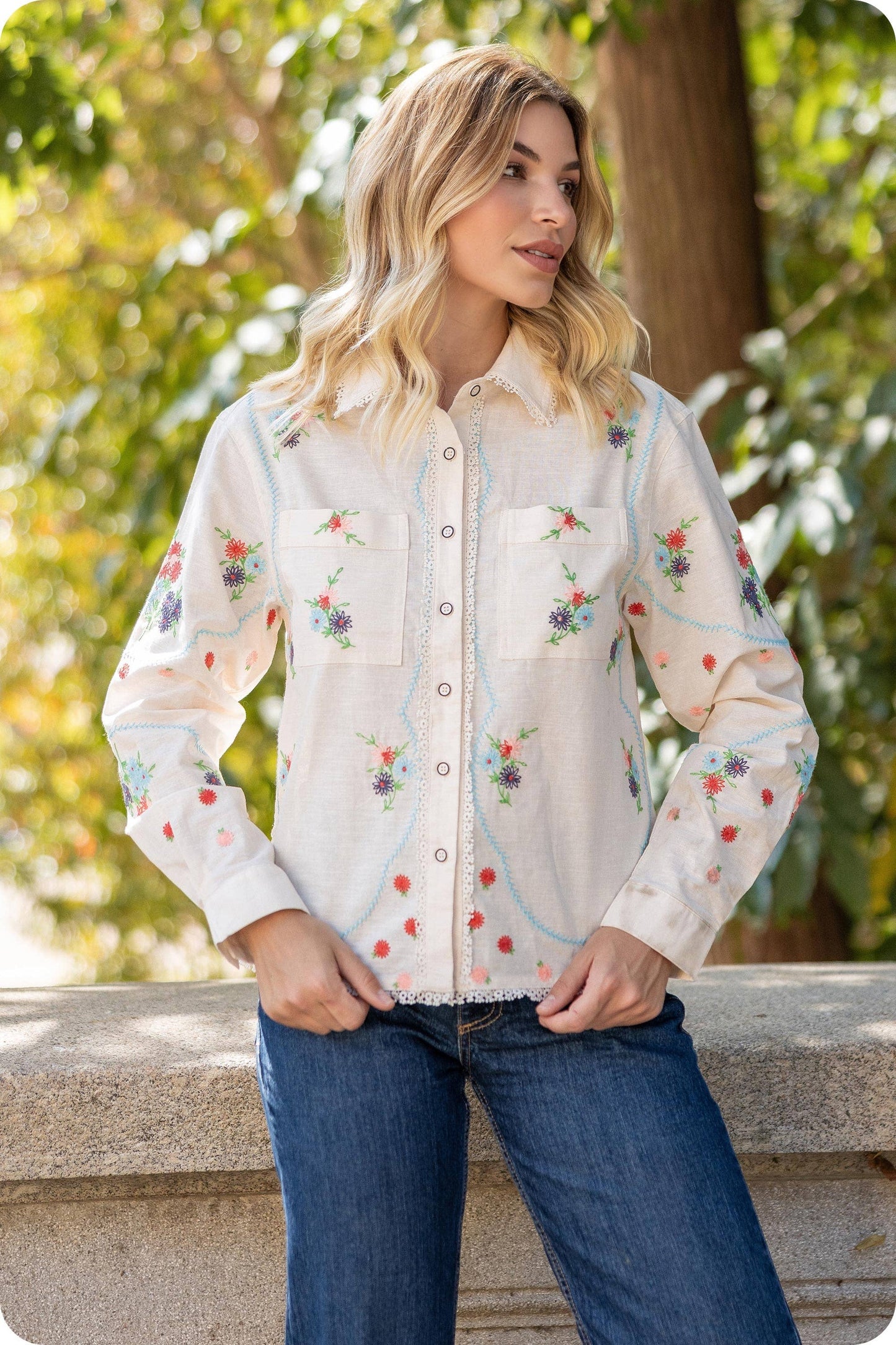 Flower Embroidery Long Sleeve Linen Shirt