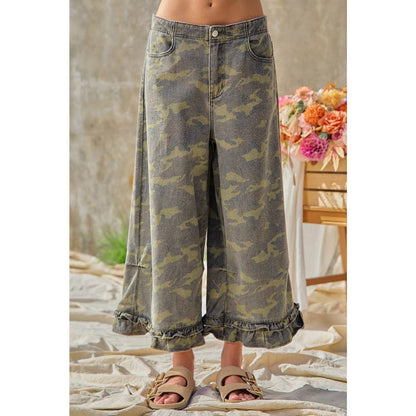 CAMOUFLAGE DENIM RUFFLED HEM MID RISE BLOOMER PANTS