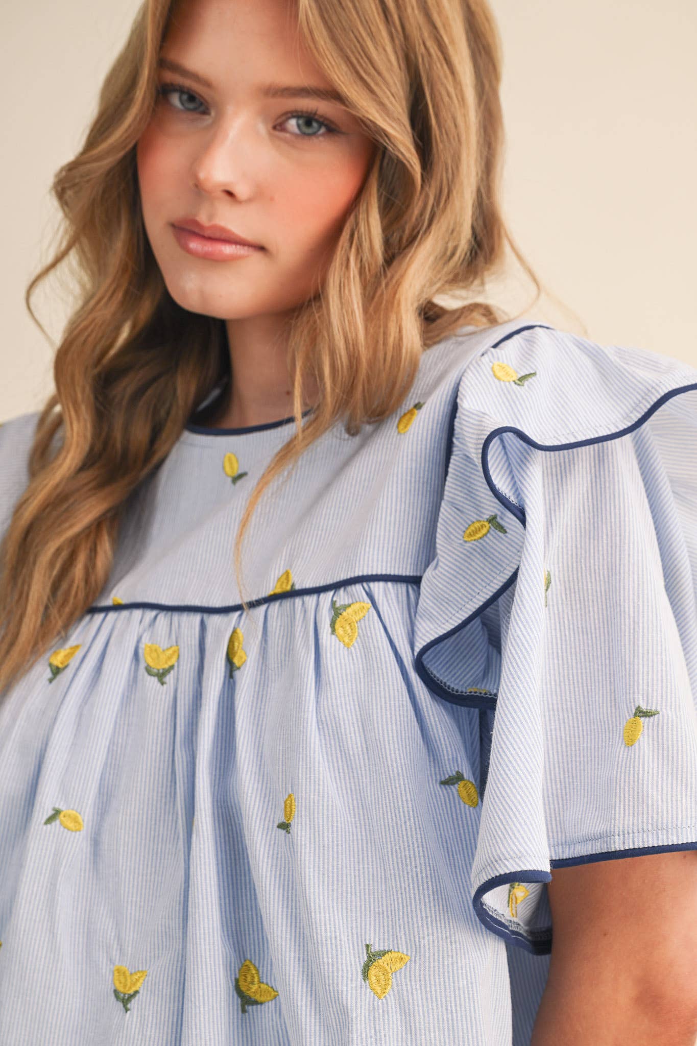 Lemon Embroidery Contrast Piping Top