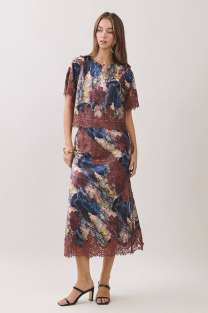 TCEC Abstract Print Lace Trim Midi Skirt