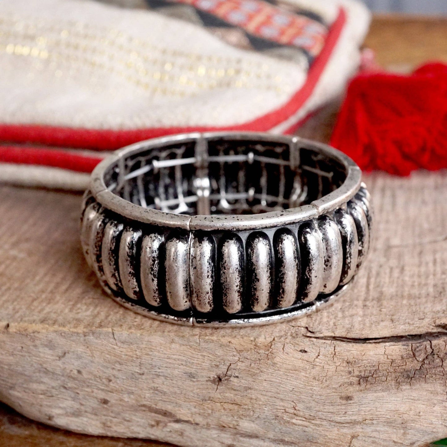 PennyLine Inc. Western Stretchy Bangles – Hearts or Stripes in Worn Silver Tone