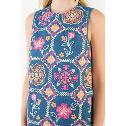 Sleeveless Embroidery Detail Dress