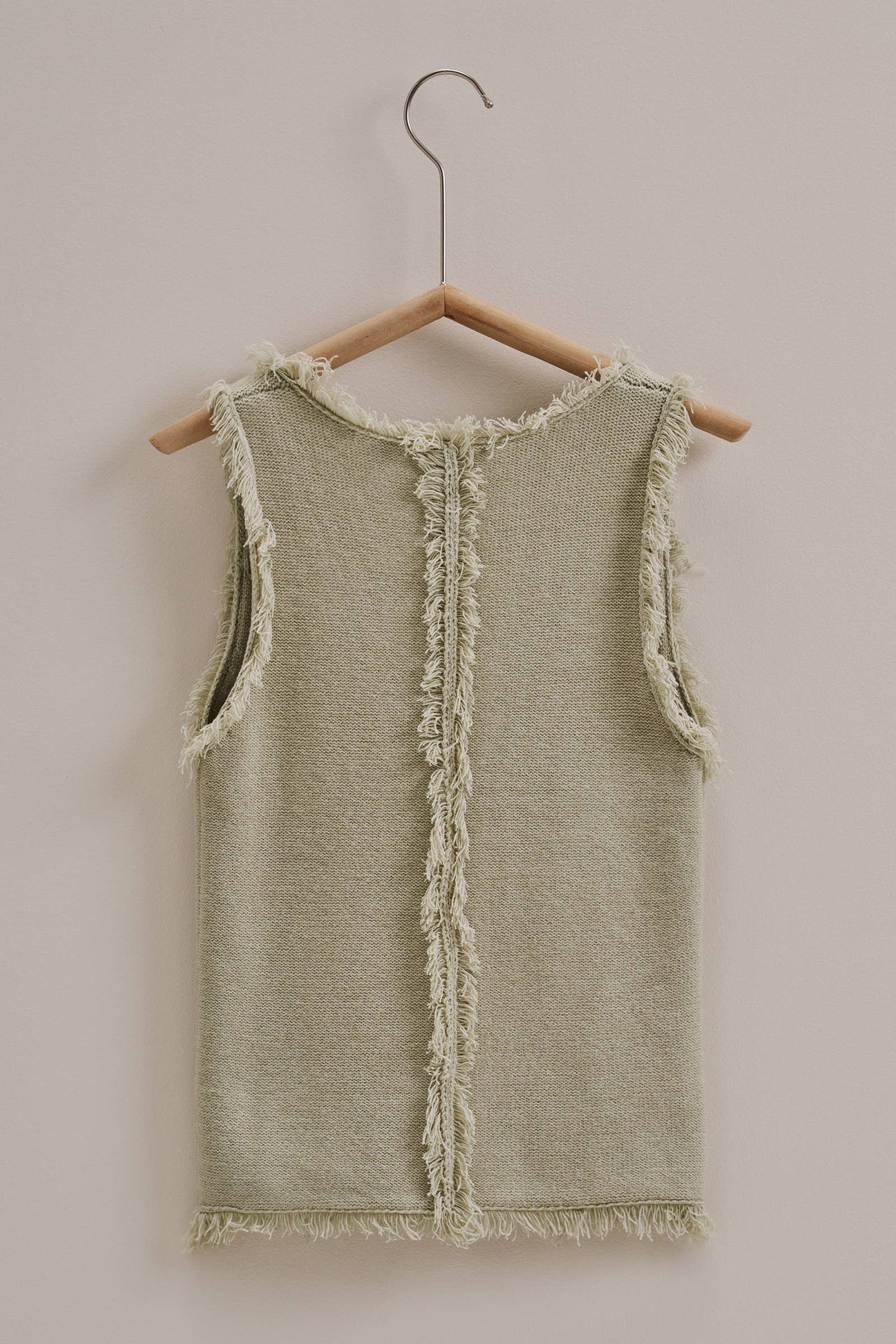 Frayed Trim Textured Knit Sleeveless Top