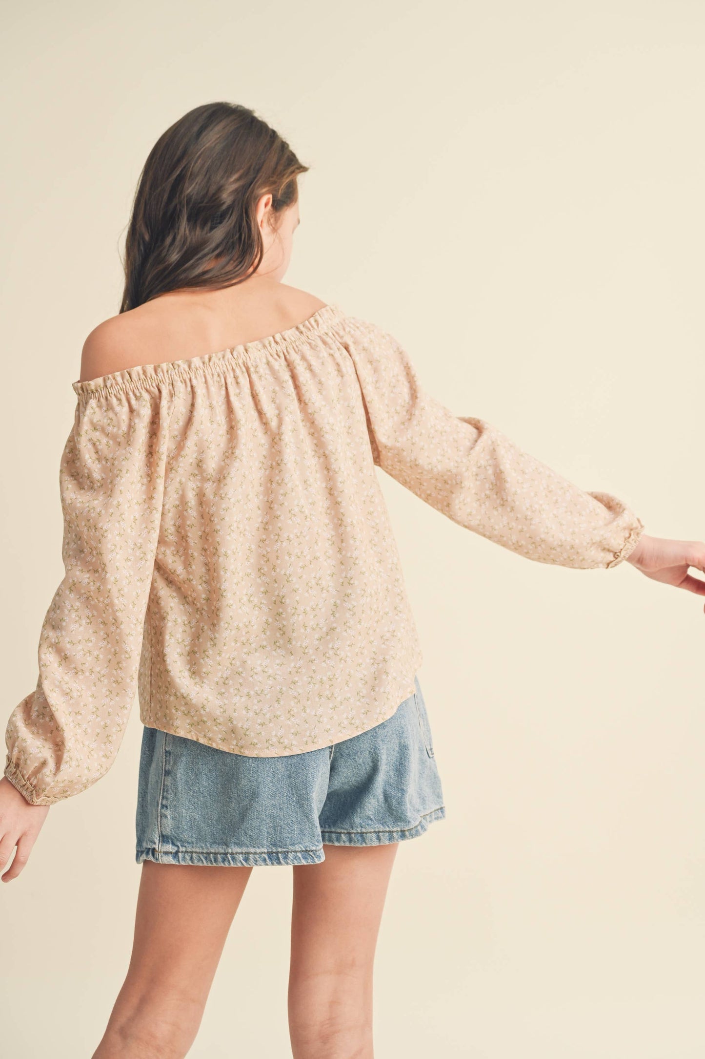 Tween Girls Raglan Ruffle Peasant Top